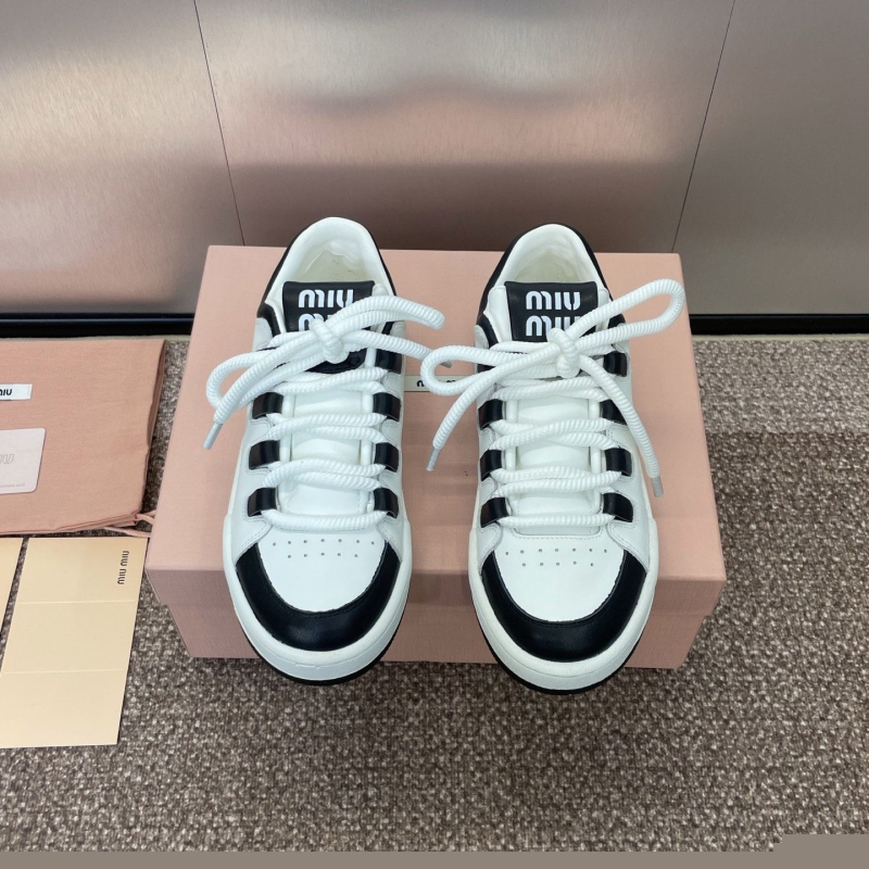 Miu Miu Casual Shoes